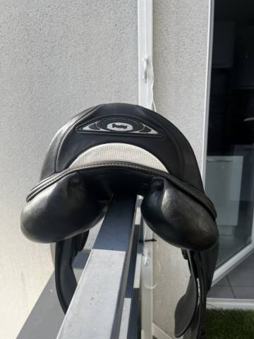Selle Dressage Prestige mod&egrave;le Helen X-Technology