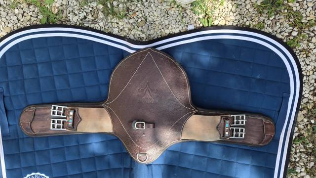 Selle Voltaire Design Essentials Monoquartier 17,5" 