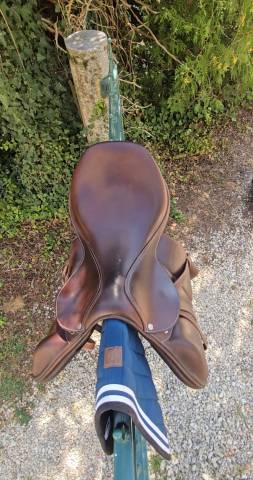Selle Voltaire Design Essentials Monoquartier 17,5" 