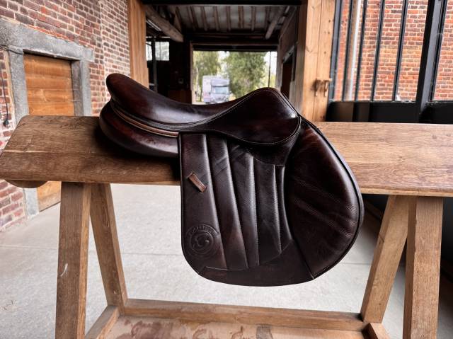 Selle Forestier S&eacute;oul &ndash; 17,5&rdquo; &ndash; excellent &eacute;tat - buffle