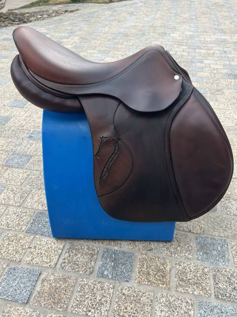 Vente selle Antar&egrave;s occasion 17&acute;&acute;
