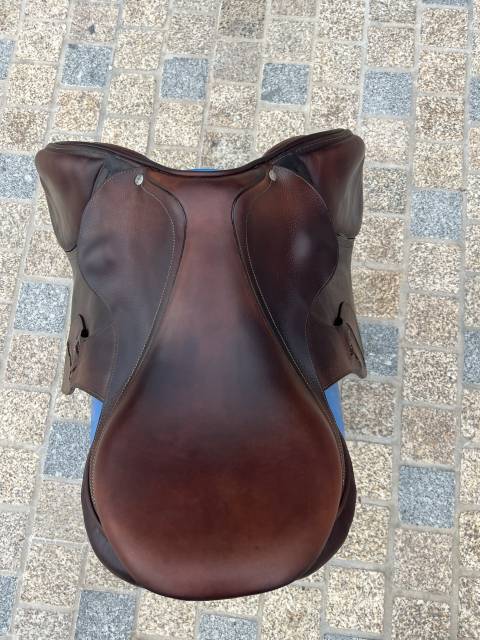 Vente selle Antar&egrave;s occasion 17&acute;&acute;
