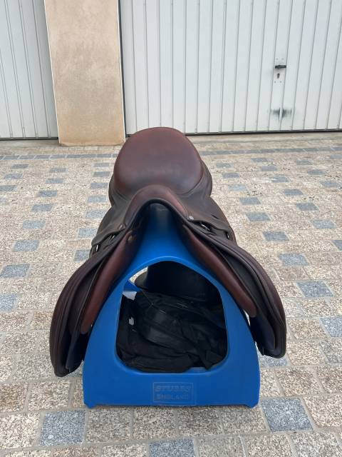 Vente selle Antar&egrave;s occasion 17&acute;&acute;