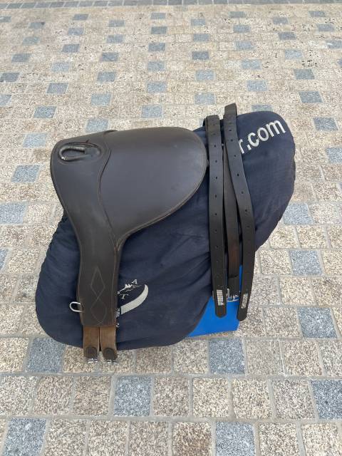 Vente selle Antar&egrave;s occasion 17&acute;&acute;