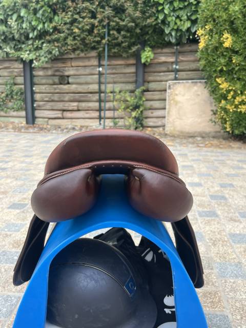 Vente selle Antar&egrave;s occasion 17&acute;&acute;