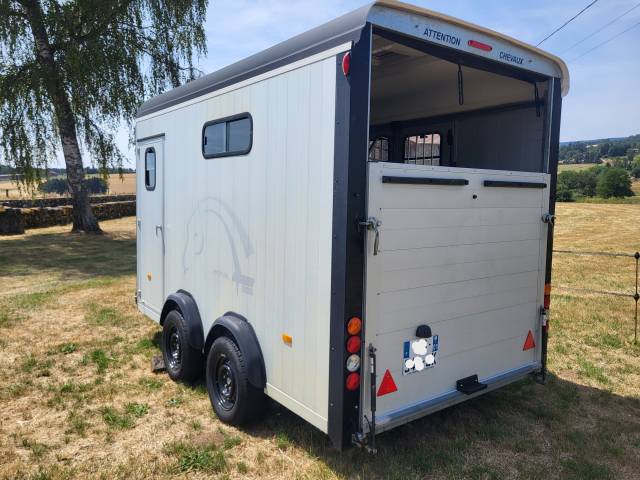 Van cheval liberté 3 places minimax