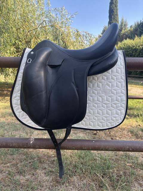 Selle dressage makila lab