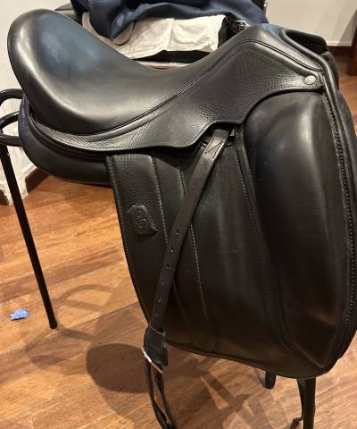 Selle Antares mod&egrave;le Carlos Pinto