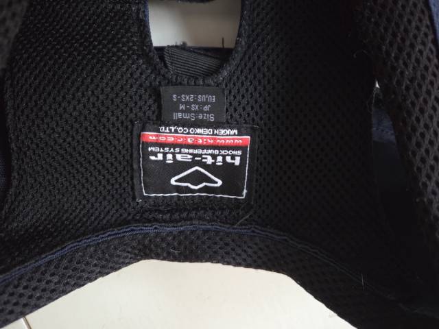 gilet airbag Hit Air T. Small bleu marine TB &eacute;tat