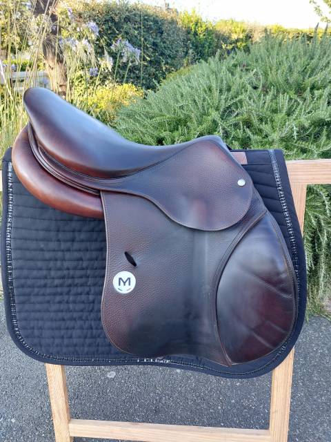 Selle Meyer 17 pouces de 2019