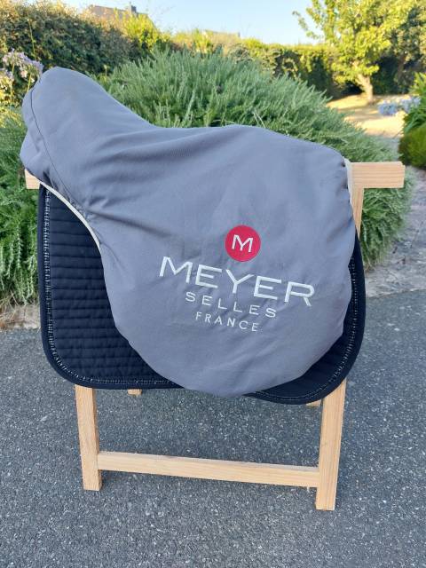 Selle Meyer 17 pouces de 2019