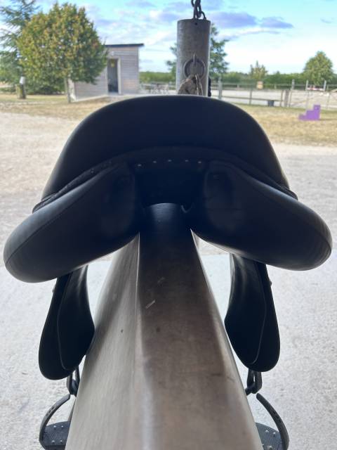Selle Devoucoux Biarritz O noire 17,5&rsquo; 2021