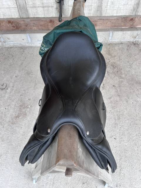 Selle Devoucoux Biarritz O noire 17,5&rsquo; 2021