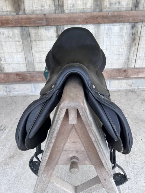 Selle Devoucoux Biarritz O noire 17,5&rsquo; 2021