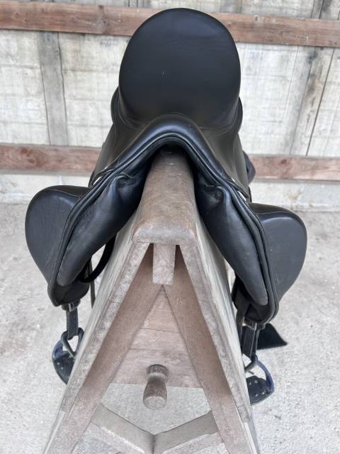 Selle Platinium Dressage 17&rsquo;