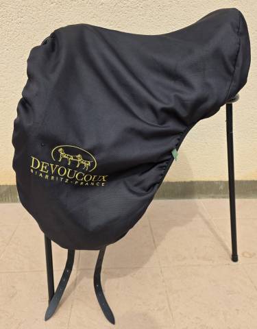 Selle de dressage Devoucoux Makila Harmonie si&egrave;ge 17,5 