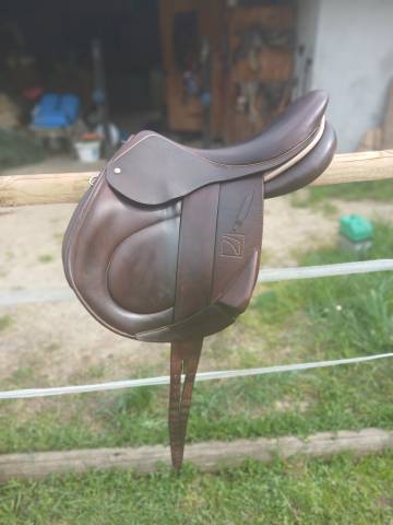 Selle monoquartier Childeric 