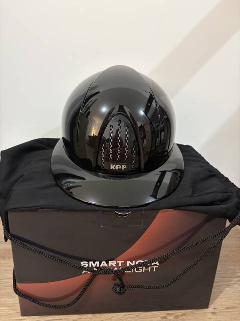 BOMBE KEP mousse américaine taille 54
