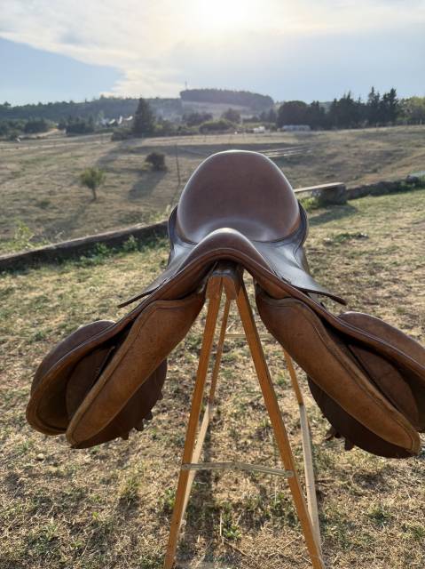Selle mixte Baude couleur chocolat 