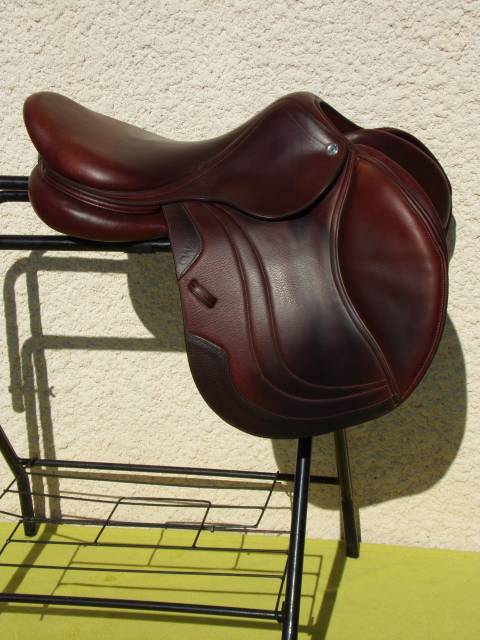 Selle CWD SE02 Doubl&eacute;e Veau 17'5