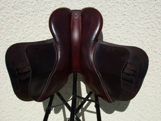 Selle CWD SE02 Doubl&eacute;e Veau 17'5