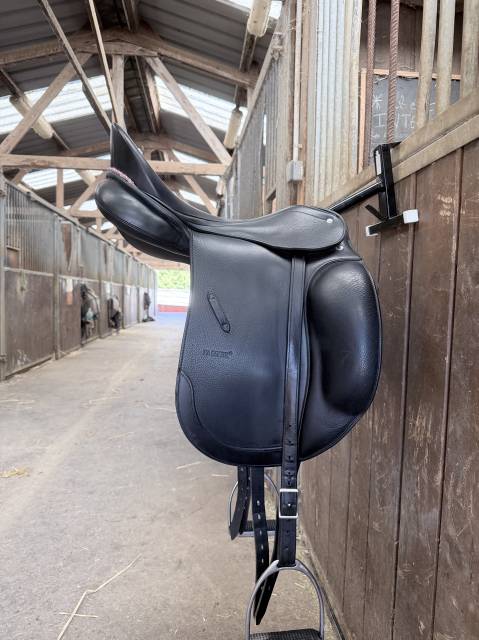 Selle dressage Passier modele corona 2 17,5 p
