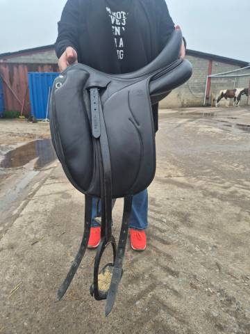  SELLE DRESSAGE MAKILA LAB E - 2018 - 18"
