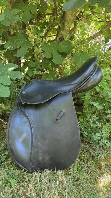 County Stabilizer 17,5" M &ndash; selle d&rsquo;obstacle noire &ndash; ex