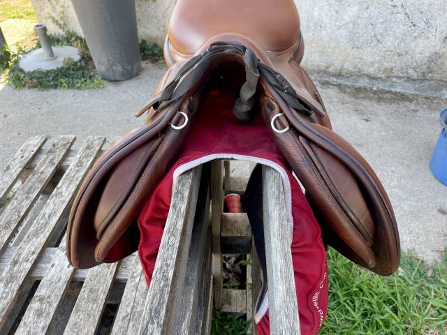 Selle renaissance taille 17 parfait &eacute;tat 