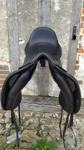 Selle dressage Fairfax 17,5