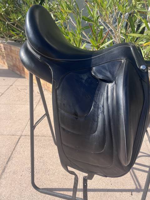 Selle dressage devoucoux 