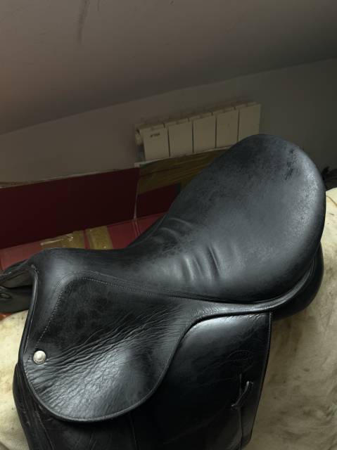 Selle monoquartier dressage plat endurance Devoucoux Mi