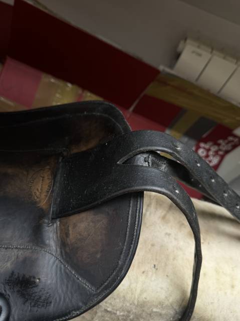 Selle monoquartier dressage plat endurance Devoucoux Mi