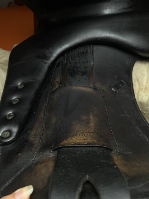Selle monoquartier dressage plat endurance Devoucoux Mi