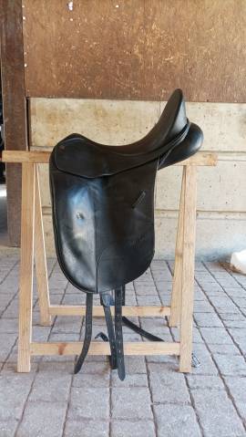 Selle de dressage Isabell Werth &agrave; vendre