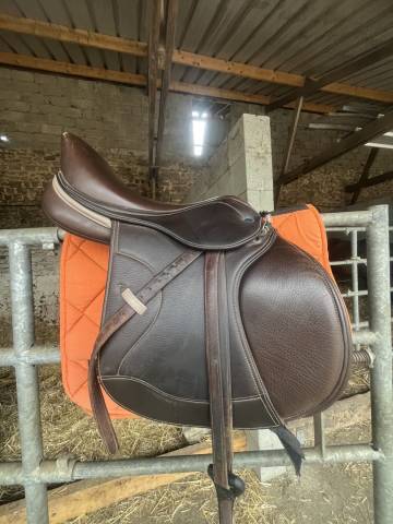 Selle ikonic jump 16,5