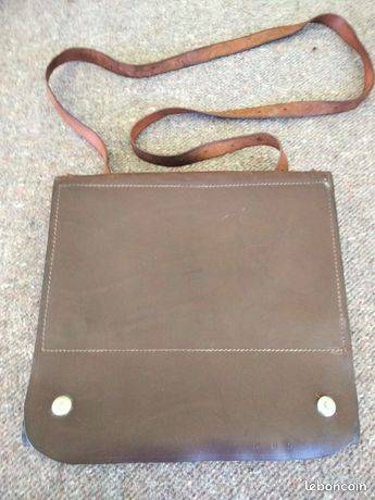 PORTE CARTE CUIR randonnée