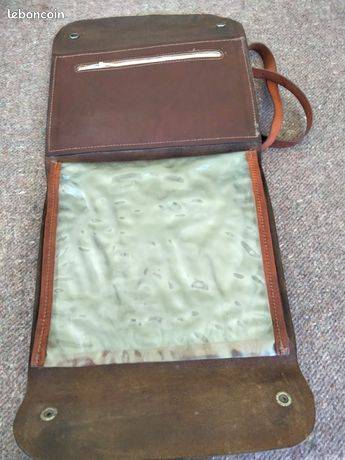 PORTE CARTE CUIR randonn&eacute;e