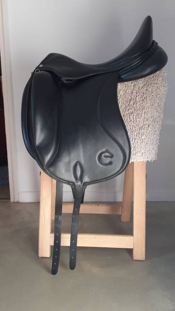 Selle dressage 