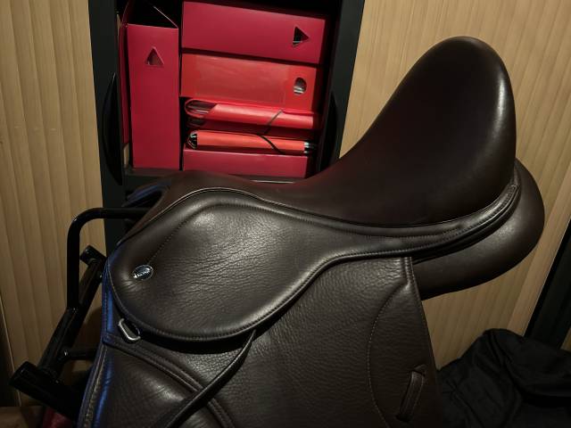 Vends selle ikonic light havane 