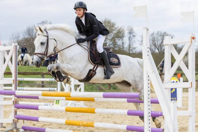 A vendre ponette d'enfant