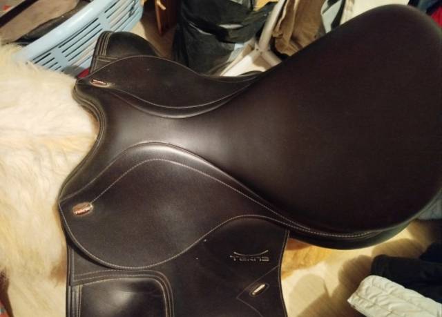 selle dressage tekna
