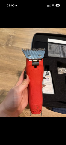 Tondeuse cheval Wahl KM Cordless &ndash; Sans fil &ndash; Quasi neu