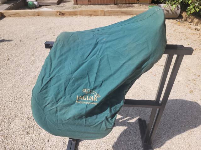 Selle Jaguar by Harry Dabbs 17.5" + &Eacute;quipement assorti 