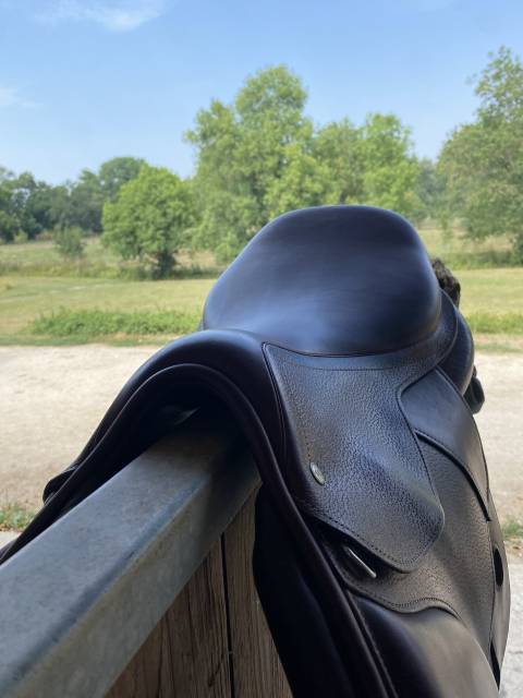 N&Eacute;GOCIABLE selle planitium 