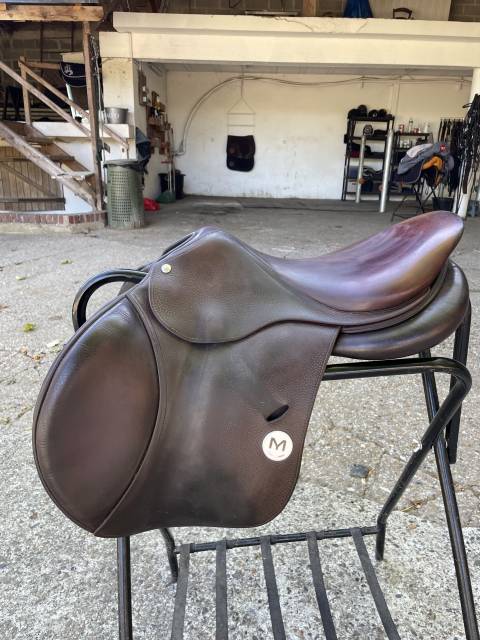 Selle Meyer 17 pouce 
