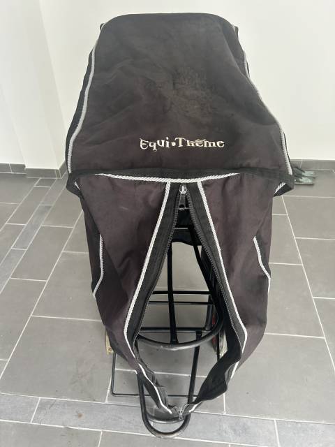 Chariot Equi-Th&egrave;me avec sac de protection &ndash; Pratique & 