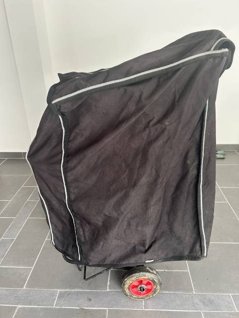 Chariot Equi-Th&egrave;me avec sac de protection &ndash; Pratique & 