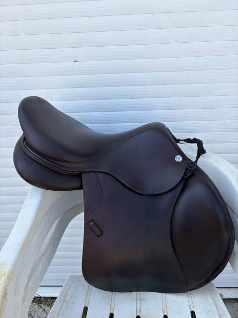 Selle cwd 17 pouces