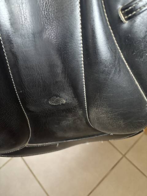 Selle de dressage Baude